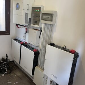 12kw Deye Inverter and 5kwh Dyness Lithium Battery